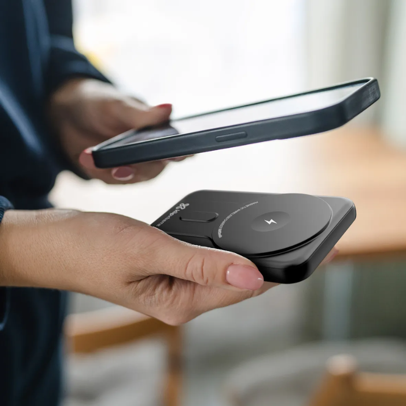 POWER BANK MAGNETICO KLIPXTREME 10.000mAh/ KPB-600/ WIRELESS CHARGING/ USB-C - Imagen 4